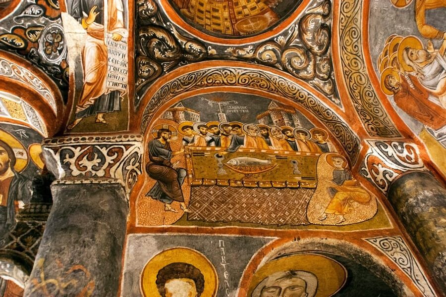 Cappadocia: North (Red) Tour With Lunch options - Uçhisar Castle and the first wide view