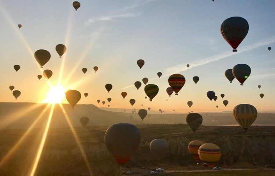 Cappadocia: Red Tour and Sunrise Balloon Tour - Avanos pottery beside the Red River