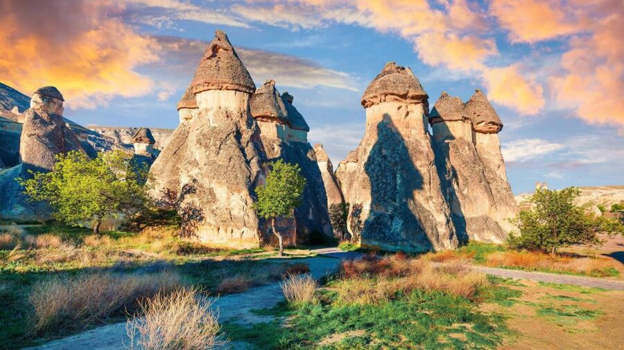 Cappadocia: Small Group Guided Full-Day Red Tour with Lunch - Key points to know before booking