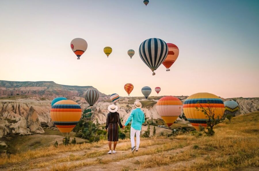Cappadocia: Sunrise Balloon Watching Tour with Photographer - Why the ground view can be better for photographs