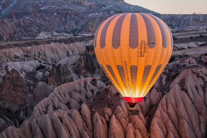 Cappadocia Sunrise Hot Air Balloon Flight/Kapadokya Balloons - Why Cappadocia Looks Best From a Balloon Basket