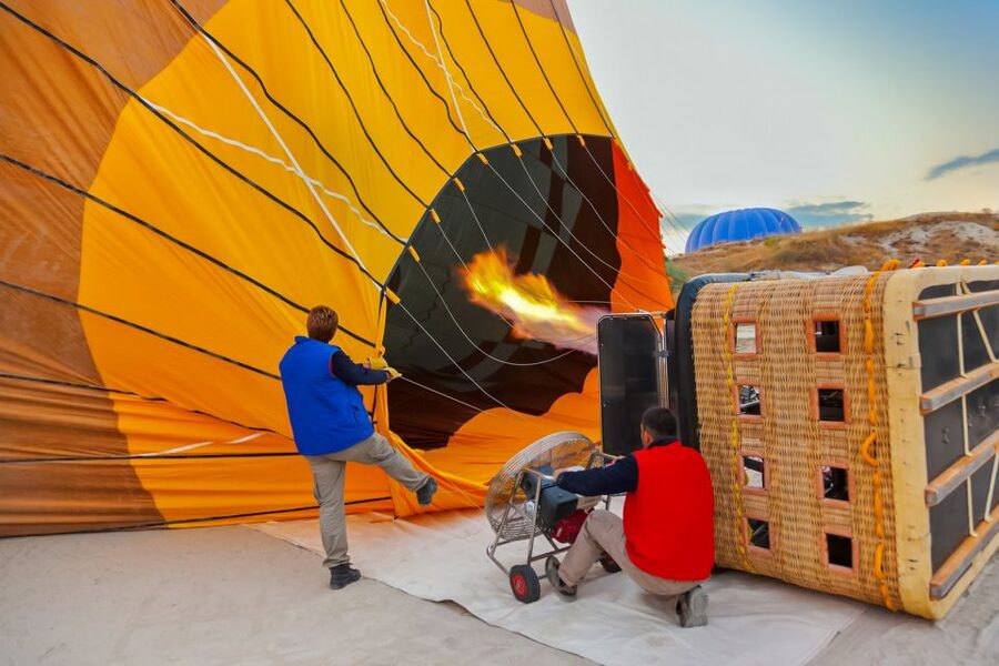 Cappadocia: Sunrise Hot Air Balloon, Göreme & Fairy Chimneys - Should you book it?