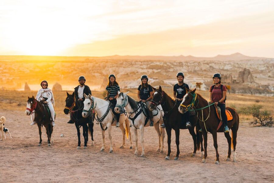 Cappadocia: Sunset or Daytime Horse Riding Tour - Who should book this ride?