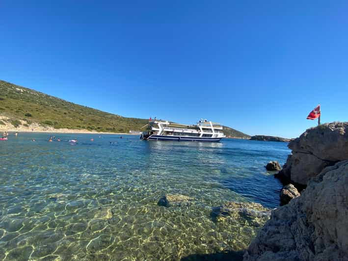Cesme: Islands and Bays Boat Trip with BBQ Lunch - Who will enjoy this cruise most?
