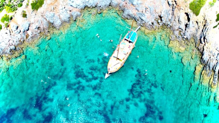 Cesme: Small Group Boat Tour with Open Buffet Lunch - Price and value at $94