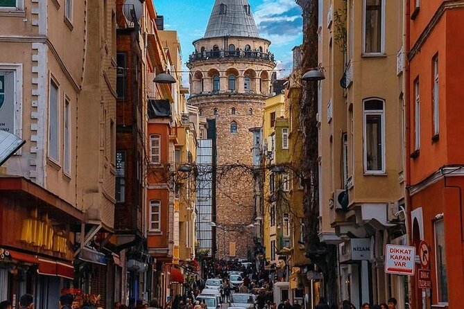 Circle Istanbul (Extraordinary Istanbul) - The Bosphorus from the water