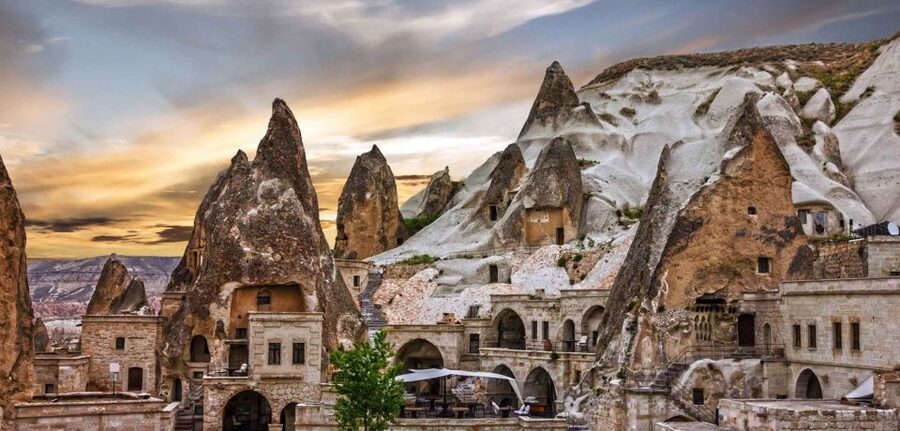 City of Side: 2-Day Cappadocia, Cave Hotel, & Balloon Tour - Avanos pottery and the Valley of Fantasy