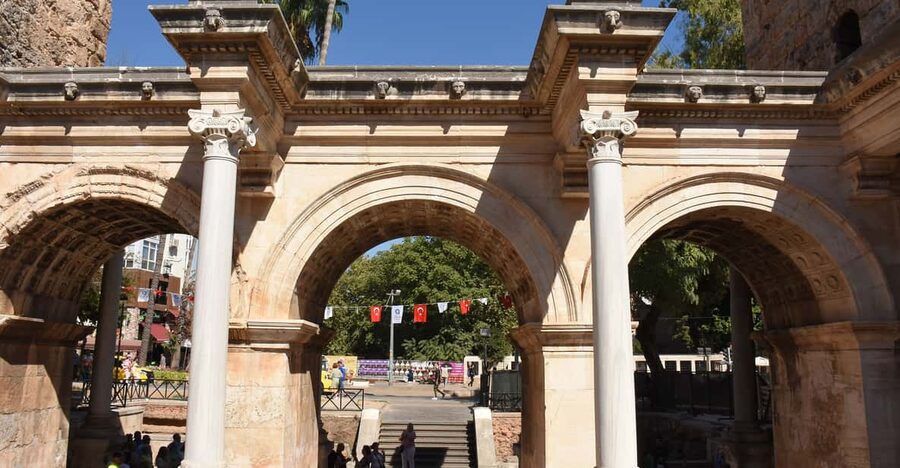 City of Side: City Tour including Waterfalls and Cable Car - Who will get the most from this day