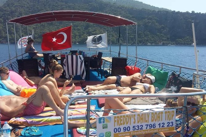 Daily Boat Trip - What happens between the named stops