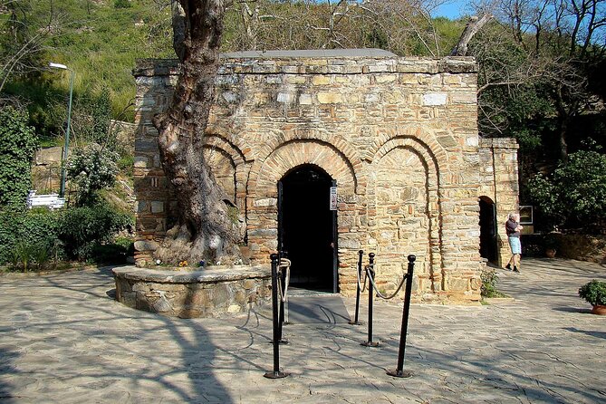 Daily Ephesus and Virgin Mary House Tour with Lunch Included - Lunch in Selcuk, with time built into the middle of the day