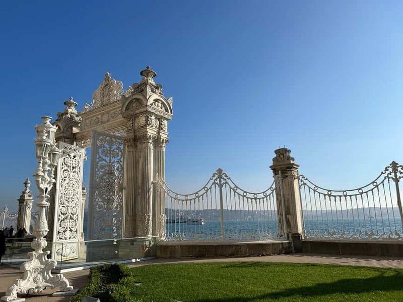 Dolmabahce Palace & Harem Fast-Track Entry with Audio Guide - Selamlik: the palace at its most ceremonial