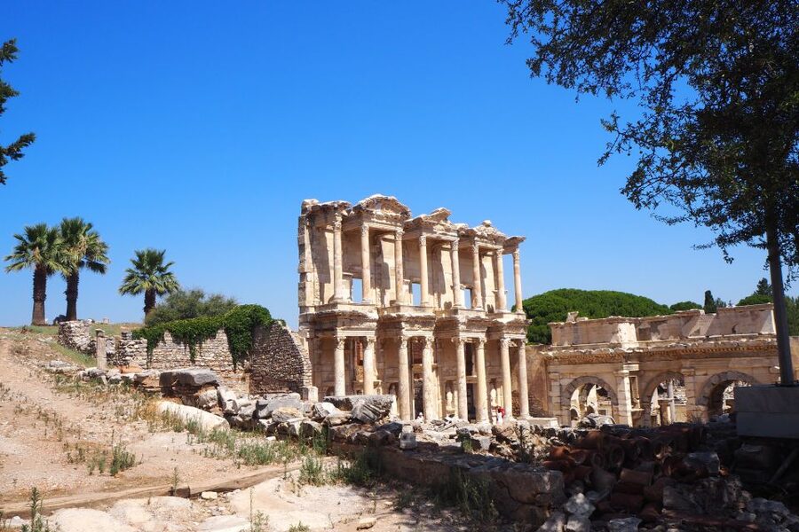 Ephesus: Customised Day Tour from Kusadası Port - The Library of Celsus and the value of a close look