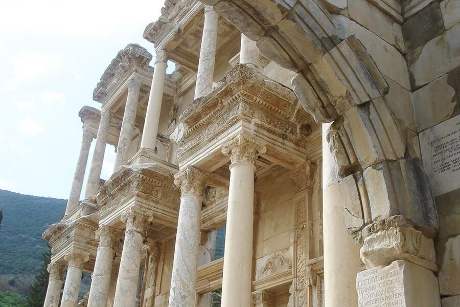 Ephesus: House of Virgin Marry & Artemis w Lunch & Ticket - Artemis: a famous temple with very little left