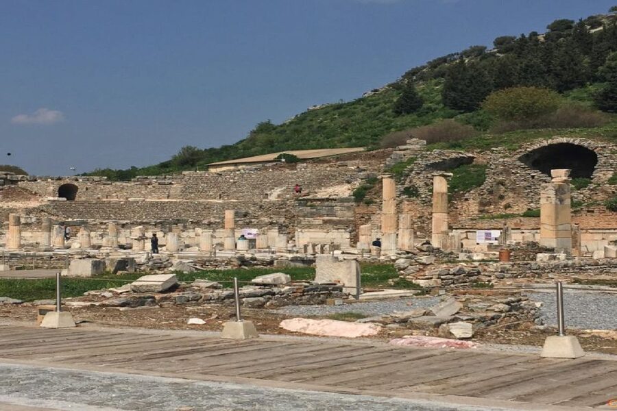 Ephesus: House of Virgin Marry & Artemis w Lunch & Ticket - Guides make the difference