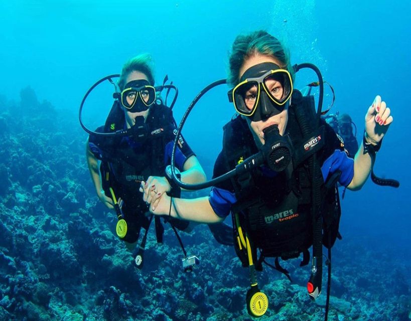 Fethiye: 2 Guided Scuba Dives with Lunch and Hotel Transfers - First underwater session before lunch