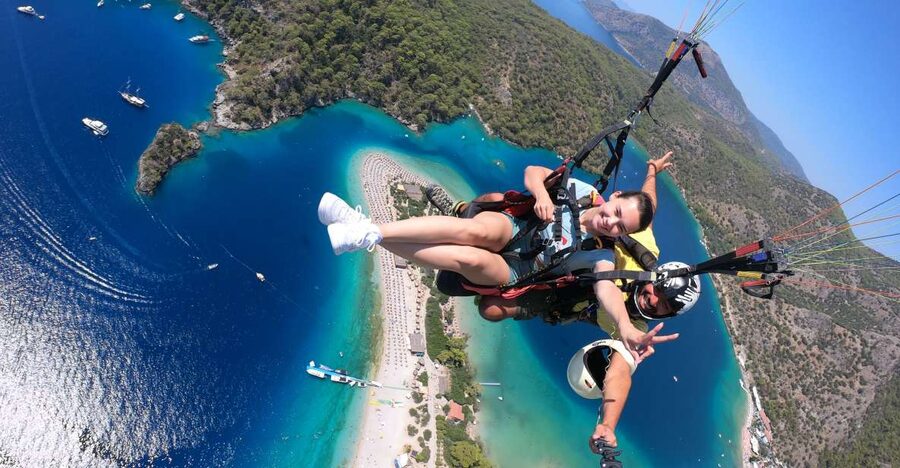 Fethiye: Babadag Tandem Paragliding Flight over Oludeniz - The 25-minute ride up Babadağ