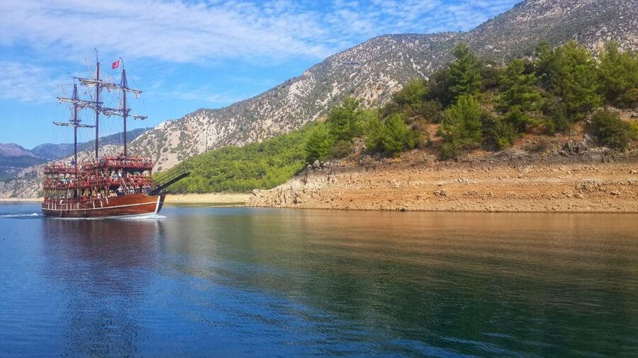 From Alanya: Green Canyon Day Trip with Lunch and Boat Ride - Fishing after lunch