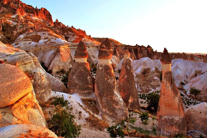 From Antalya: 2-Day Cappadocia, Cave Hotel, & Balloon Tour - Avanos lunch and the first views of Cappadocia