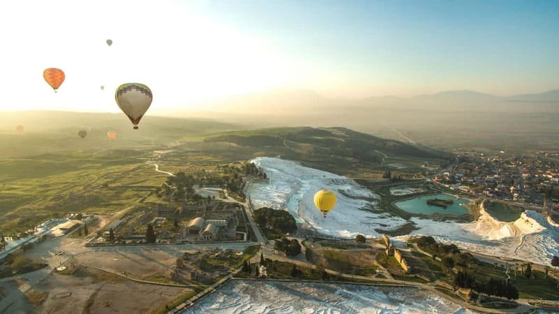 From Antalya: Pamukkale Hot Air Balloon Flight with Lunch - What the $34 price really covers
