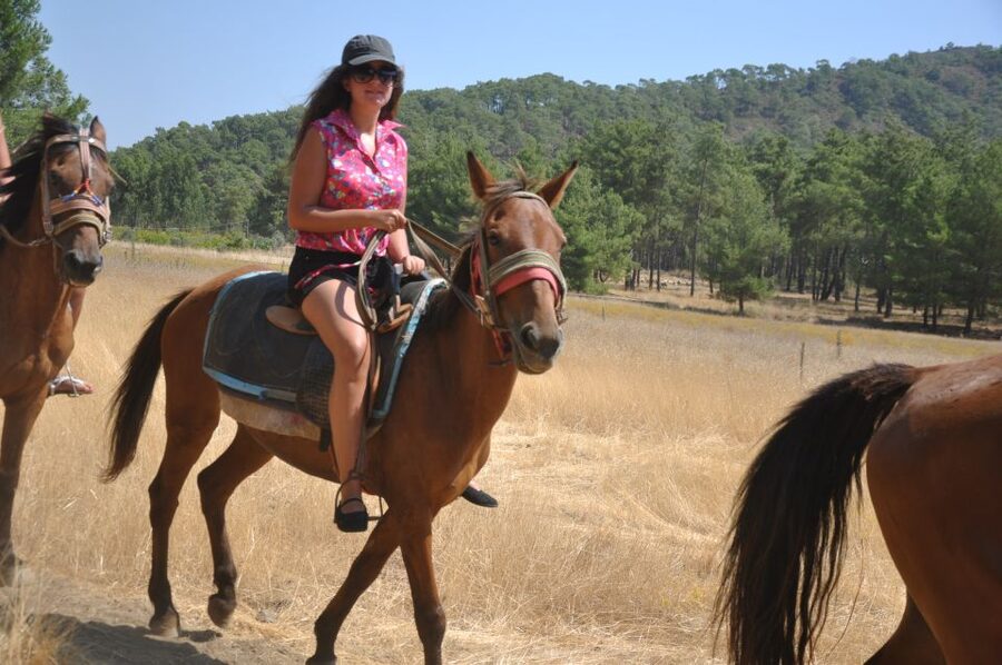 From Bodrum/Gümbet: Guided Horseback Riding Expereince - One hour in the saddle