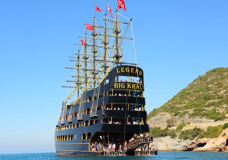 From City of Side and Alanya: Legends and Pirates Yacht Tour - One and a half hours ashore in Alanya