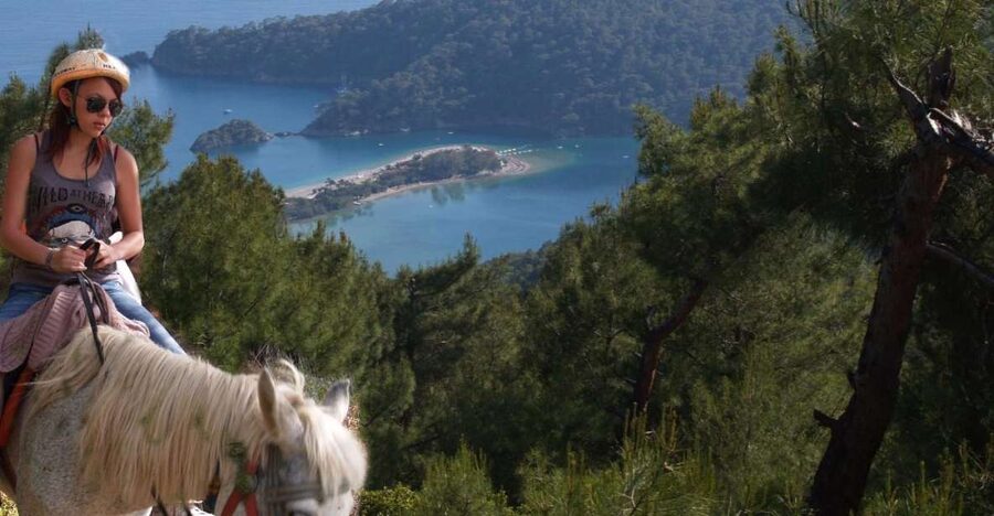 From Fethiye: Horse Riding Adventure - Riding for 1.5 hours through the countryside