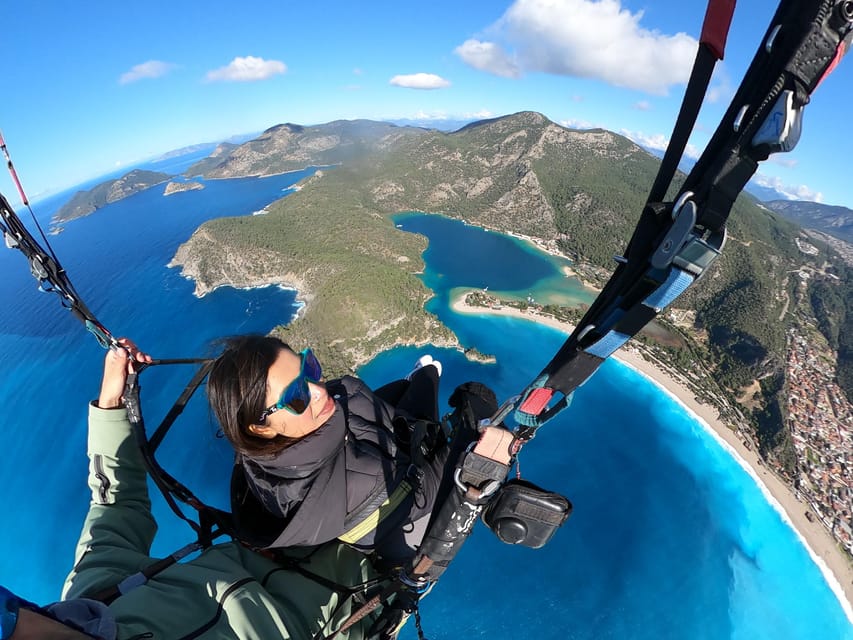 From Fethiye: Oludeniz Paragliding Trip with Transfer - The flight over Ölüdeniz