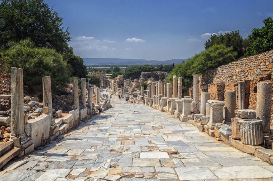 From Istanbul: 2-Day Ephesus, Pamukkale, & Hierapolis Tour - Final verdict: excellent sights, imperfect logistics