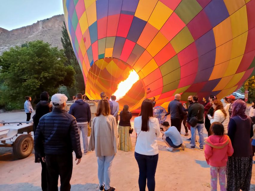 From Istanbul: 2-Day Trip to Cappadocia w/Balloon+Cave Hotel - A night in a cave hotel