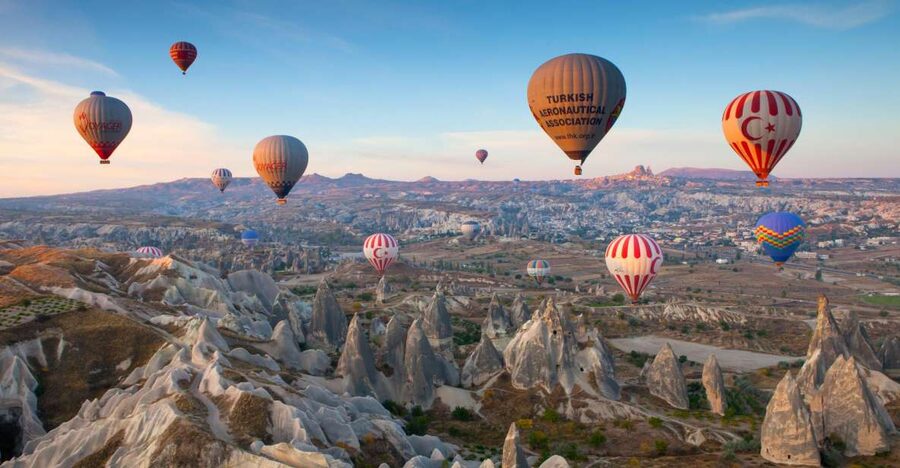 From Istanbul: Cappadocia Highlights 2-Day Tour with Balloon - Day one begins before sunrise in Istanbul