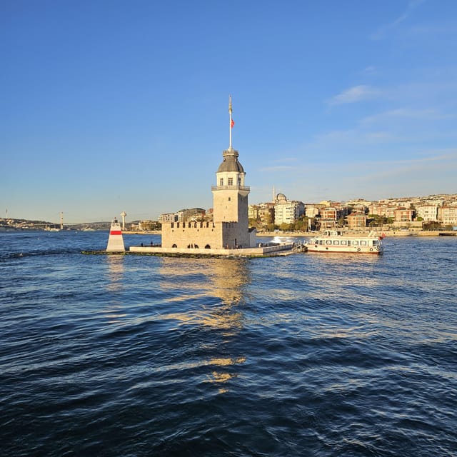 From Istanbul: Princess Islands Guided Tour - What the guide adds to the day