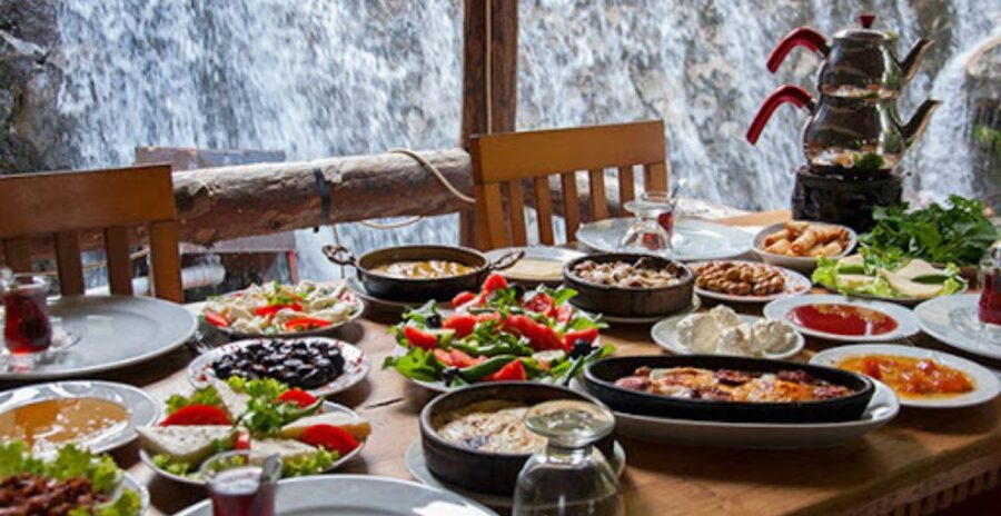 From Istanbul: Sapanca and Masukiye Day Trip with Lunch - Sapanca Lake, the payoff for the long day