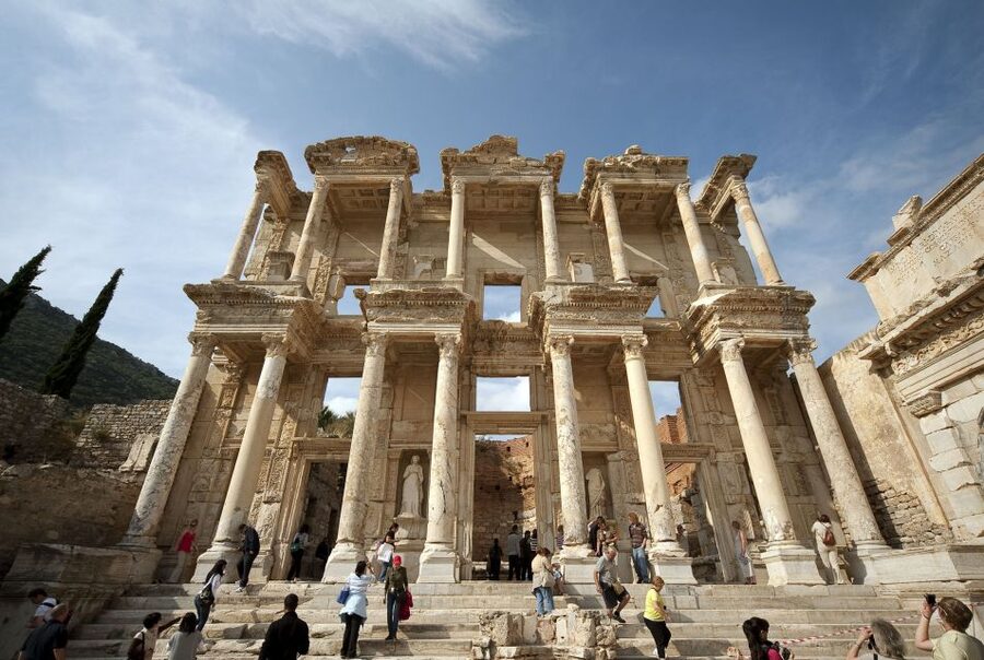 From Izmir: Guided Tour of the Ancient City of Ephesus - Why Ephesus makes a worthwhile day from Izmir