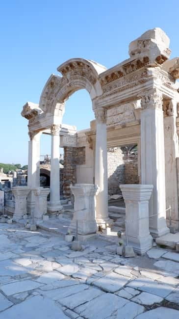 From Kusadasi: Ephesus Highlights Tour for Cruise Customers - The Library of Celsus and the city’s grand center