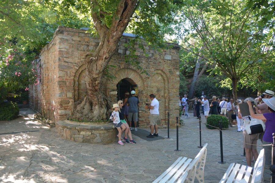 From Kusadasi: Ephesus Private Guided Tour - Who should book this Ephesus outing?