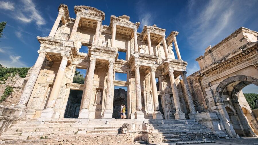 From Kusadasi/Izmir: Ephesus Private Tour with Less Walking - Lunch with regional food