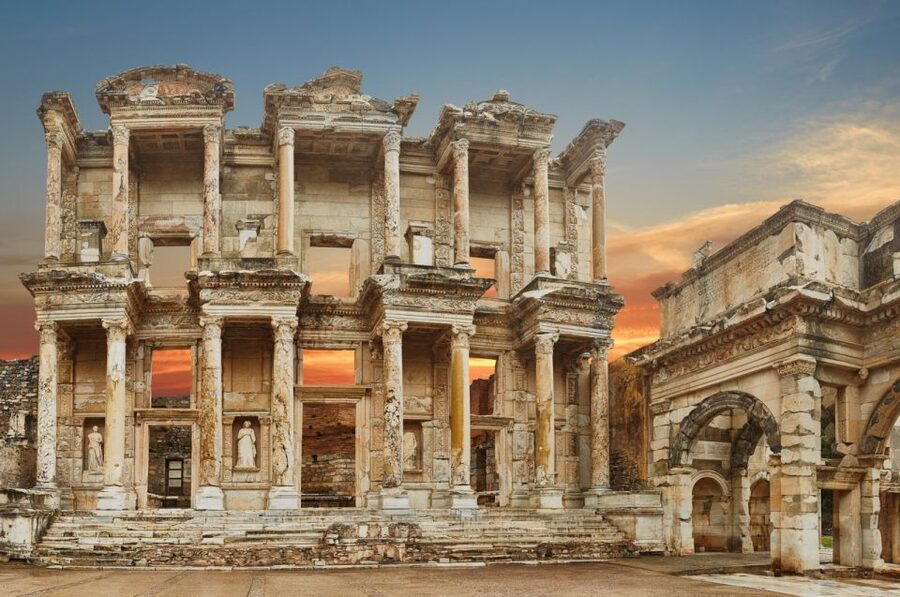 From Marmaris: Ephesus and Selcuk Tour with Buffet Lunch - The buffet lunch is one of the day’s best features