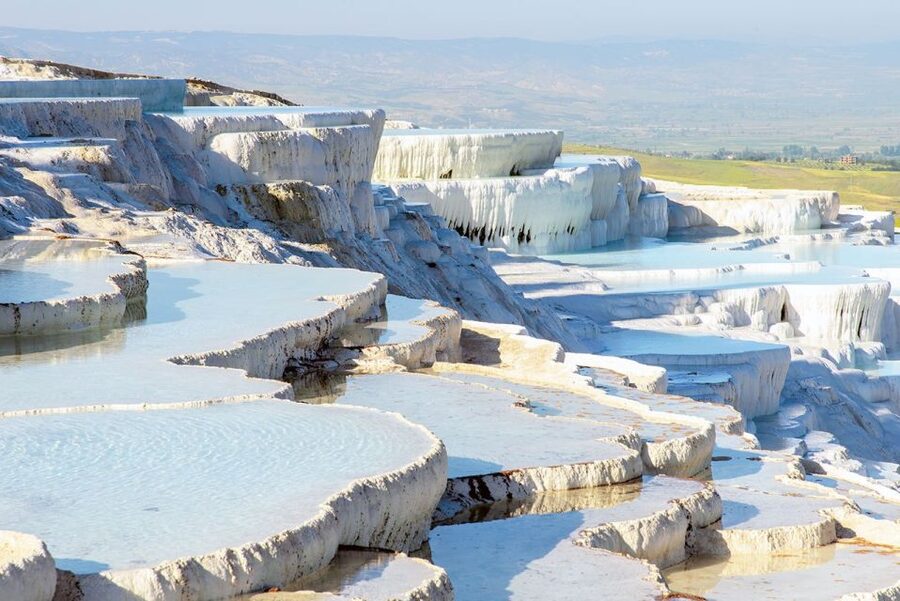 From Selcuk/Kusadasi/Izmir: Pamukkale Full-Day Tour - Lunch, handcrafts, and the parts between the ruins