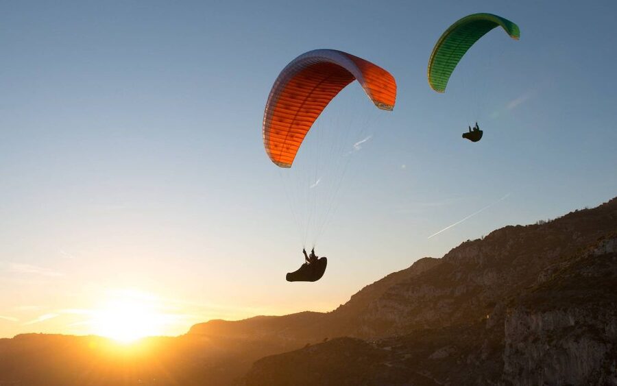 From Urgüp/Göreme: Cappadocia Tandem Paragliding & Transfer - From your hotel to the take-off site