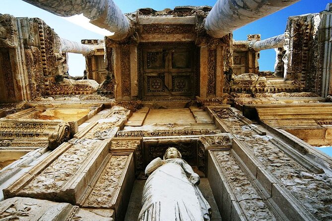Full-Day Guided Ephesus Tour From Marmaris with Transfers and Lunch - Lunch in Selcuk keeps the day moving