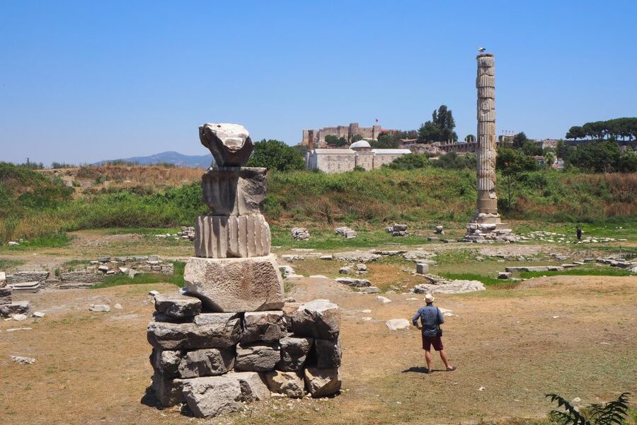 Full-Day Tour of Ancient Ruins in Ephesus from Izmir - Lunch and the extra commercial stops
