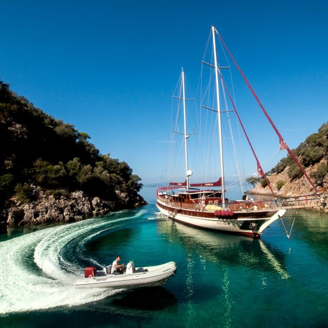 Gocek: 12 Islands Boat Trip - Yassıca Island brings the first swim