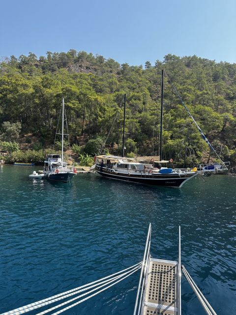 Gocek: Yacht Trip and 12 Island Full-Day Tour with Lunch - Key points to know before booking