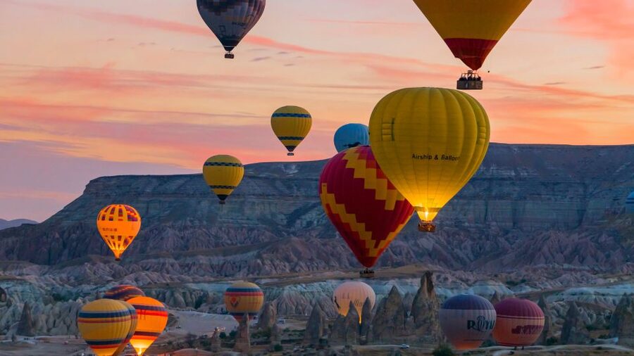 Goreme: Budget Hot Air Balloon Ride over Cappadocia - Watching the balloon come alive
