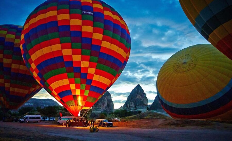 Göreme: Cappadocia Hot Air Balloon Ride - One hour above Göreme’s fairy chimneys