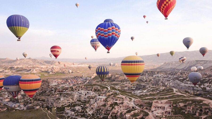 Goreme: Sunrise Hot Air Balloon Flight over Cappadocia - What the $78 price really offers