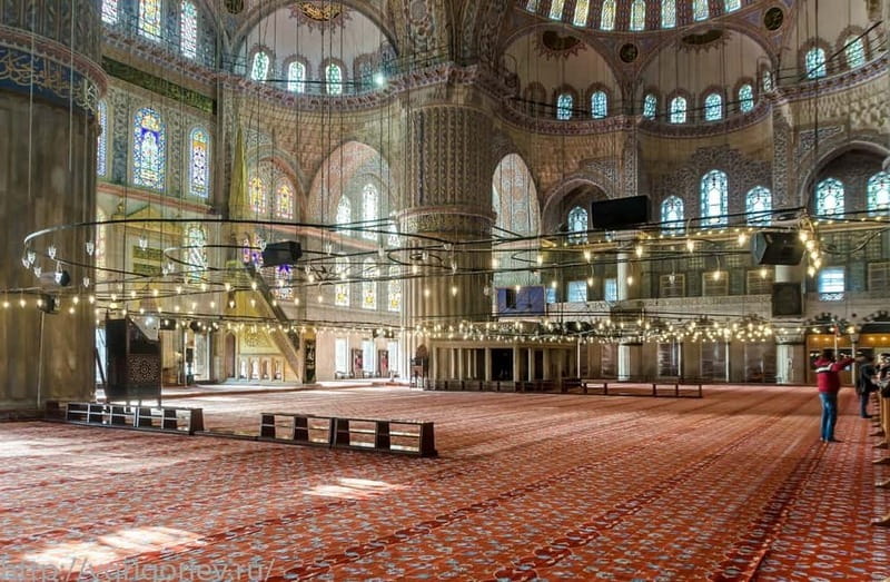 Hagia Sophia, Bosphorus cruise Blue Mosque, Small Group tour - Golden Horn and Pierre Loti Hill change the view