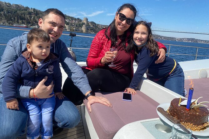 Half Day Bosphorus Cruise with Stopover on Asian Side - What comes with the $30.25 price