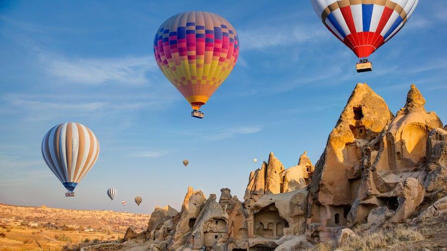 Istanbul: 2-Day Cappadocia Trip with Flights and Cave Hotel - Avanos pottery and a Turkish lunch