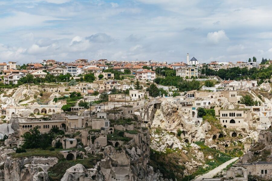 Istanbul: 2-Day Cappadocia Trip with Flights and Cave Hotel - Day two: Rose Valley, Red Valley, and Cavusin